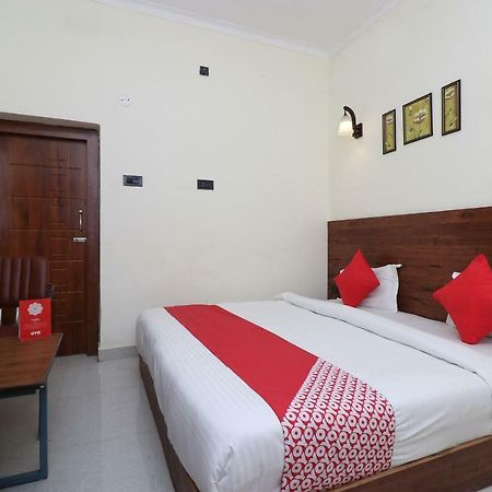 Hotel Oyo 28212 High Court View Allahabad Exterior foto