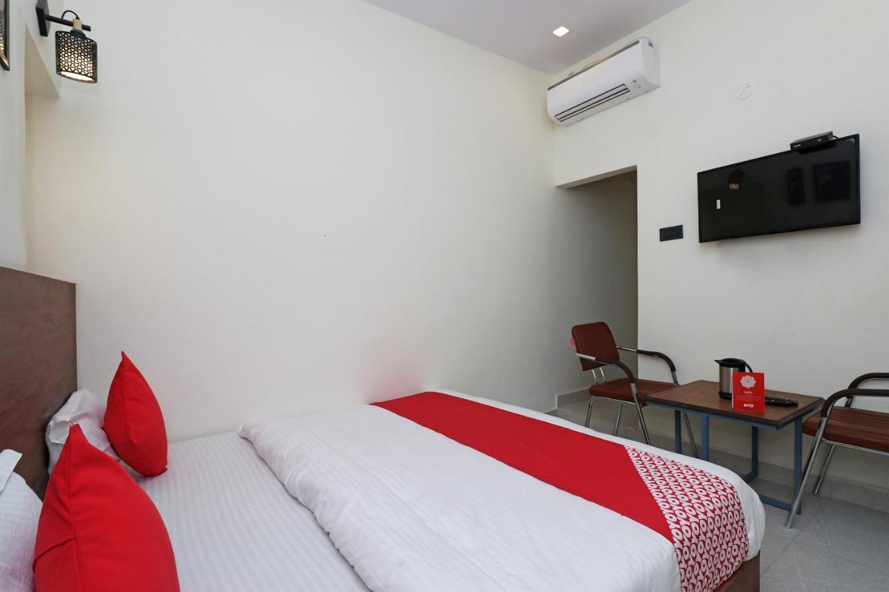 Hotel Oyo 28212 High Court View Allahabad Exterior foto