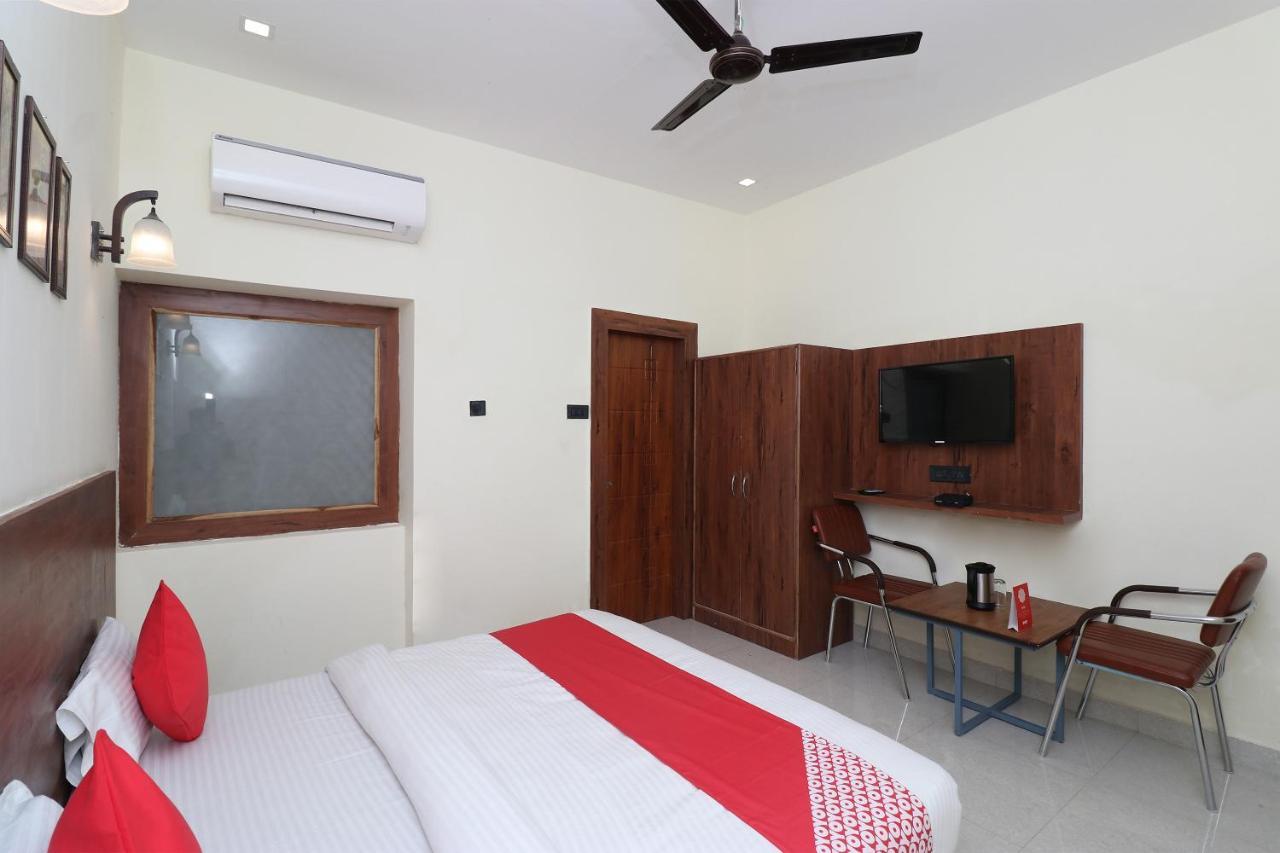 Hotel Oyo 28212 High Court View Allahabad Exterior foto