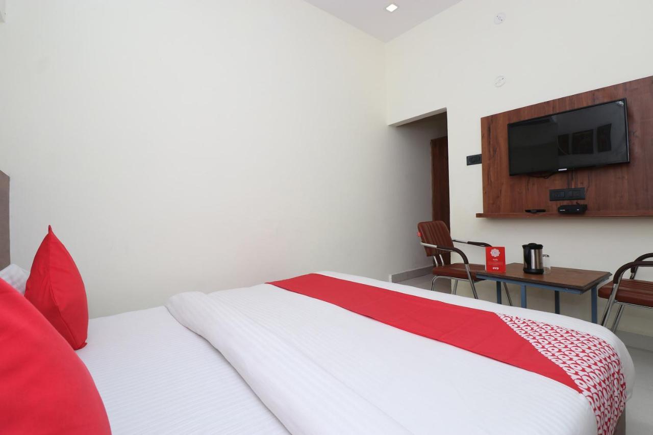 Hotel Oyo 28212 High Court View Allahabad Exterior foto