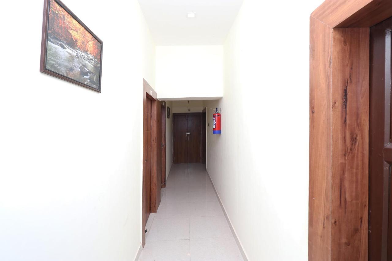 Hotel Oyo 28212 High Court View Allahabad Exterior foto