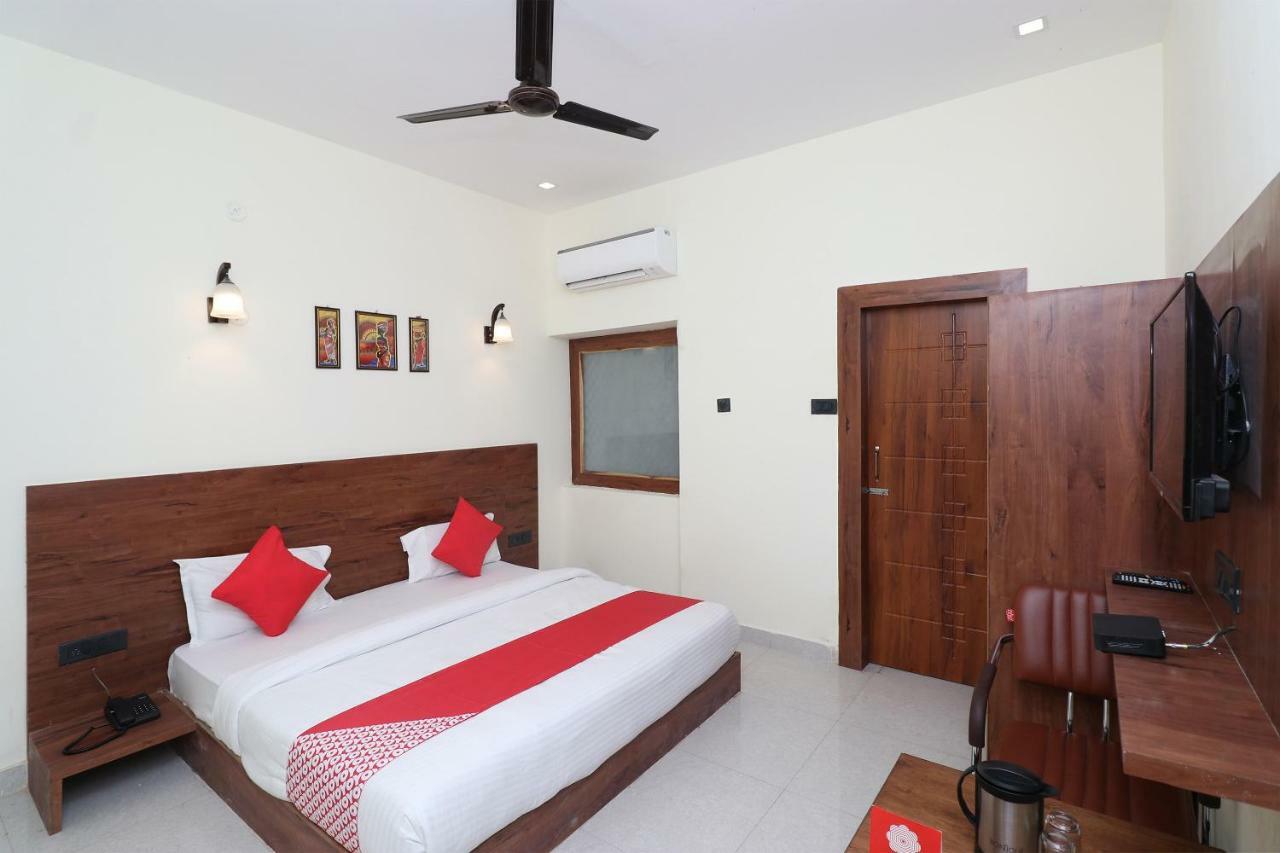 Hotel Oyo 28212 High Court View Allahabad Exterior foto
